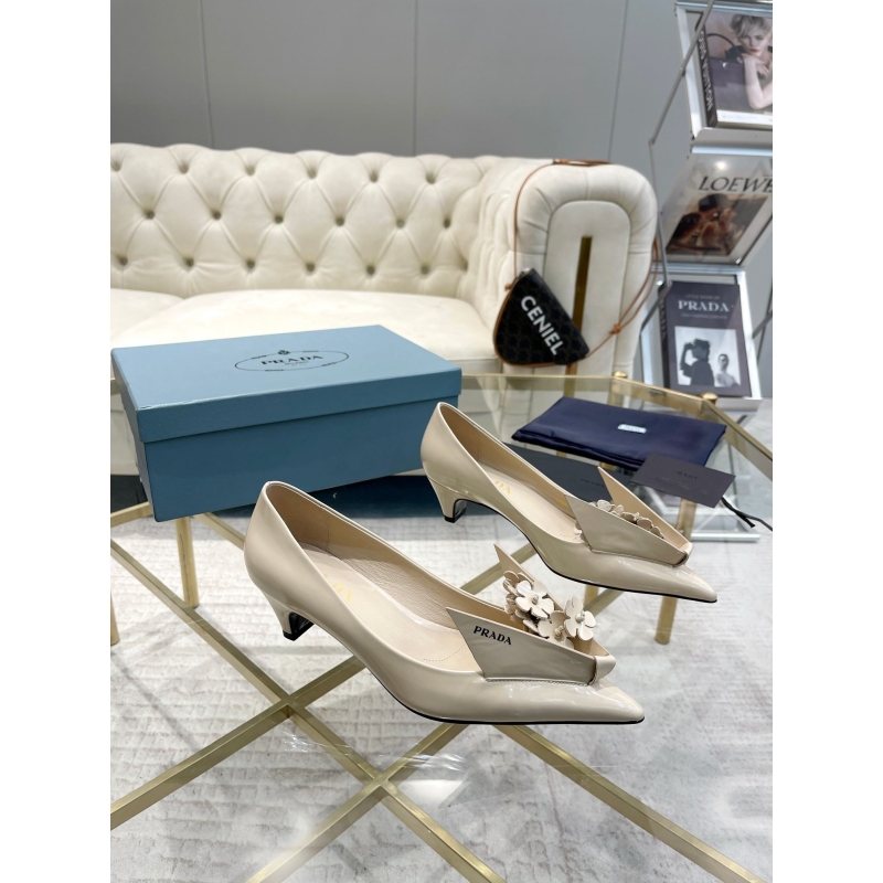 Pra*a flat shoes